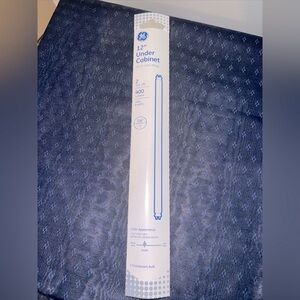 GE 12” Under Cabinet F8T5 Cool White Bulb